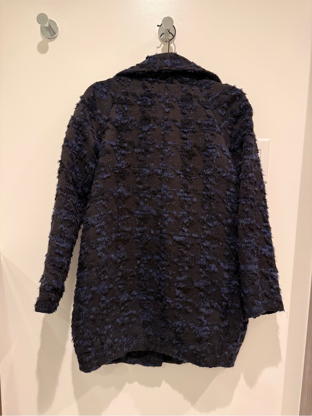 Textured Mid-Length Coat - Picture 5 of 7